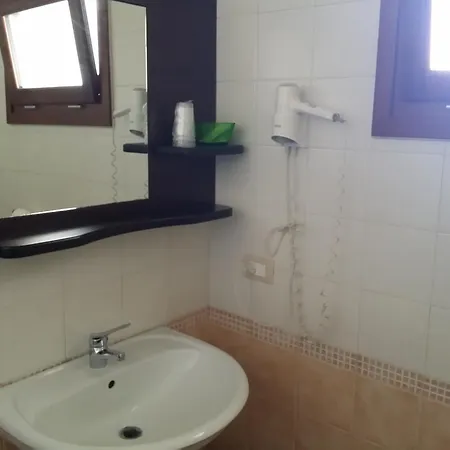 La Tana Del Lupo Hotel 3*
