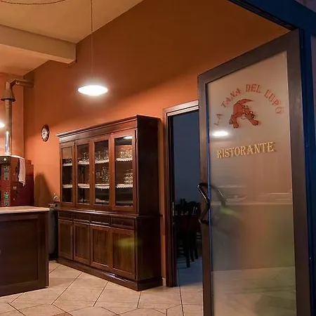 Hotel La Tana Del Lupo